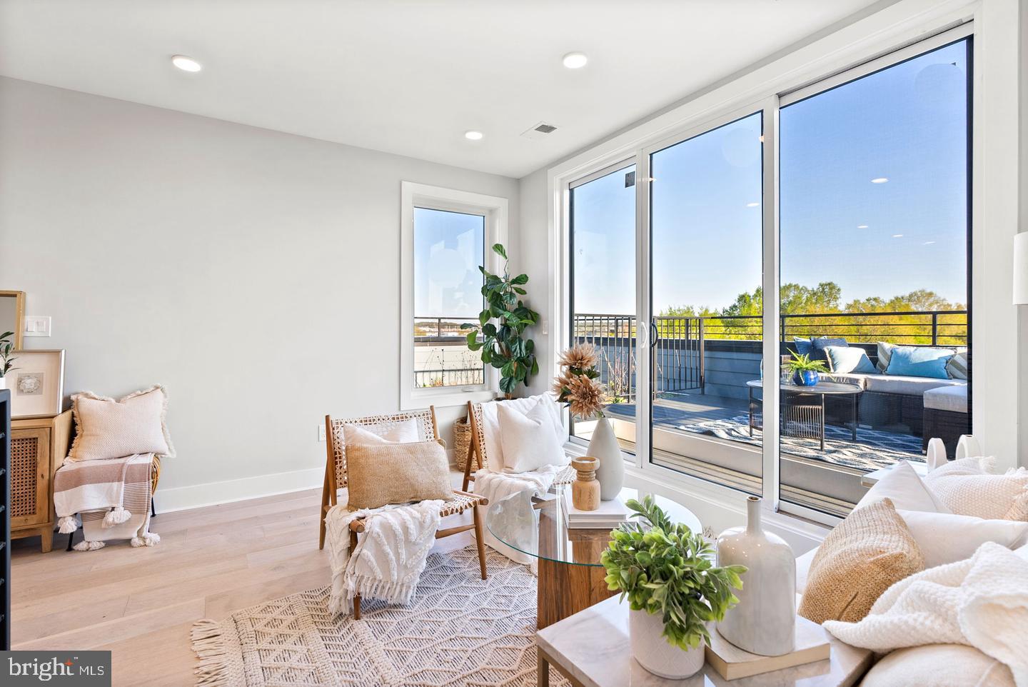 2019 M STREET NE PH9