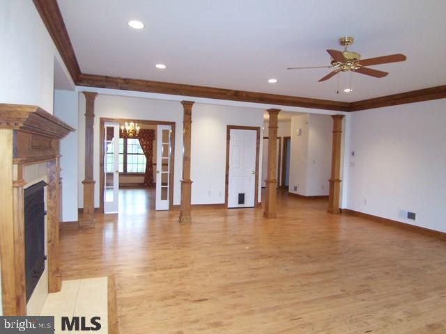 HUNTRIDGE MANOR - Residential