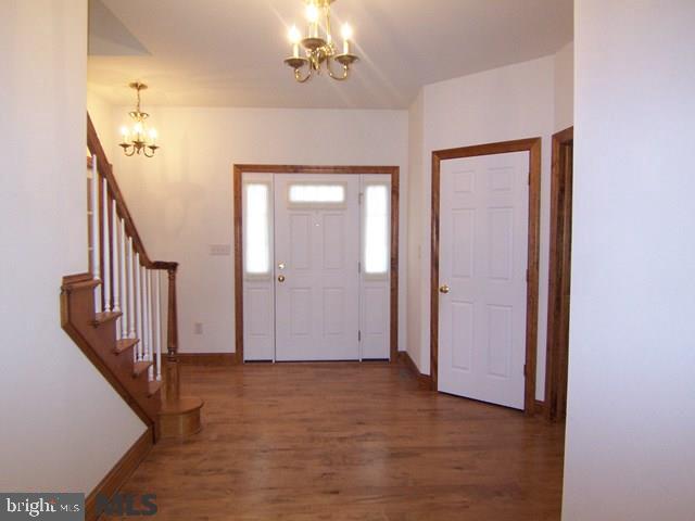 HUNTRIDGE MANOR - Residential