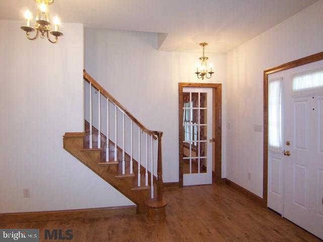 HUNTRIDGE MANOR - Residential