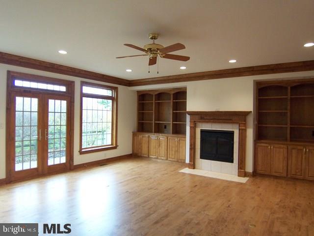 HUNTRIDGE MANOR - Residential