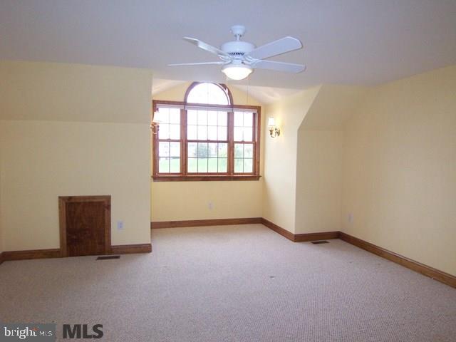 HUNTRIDGE MANOR - Residential