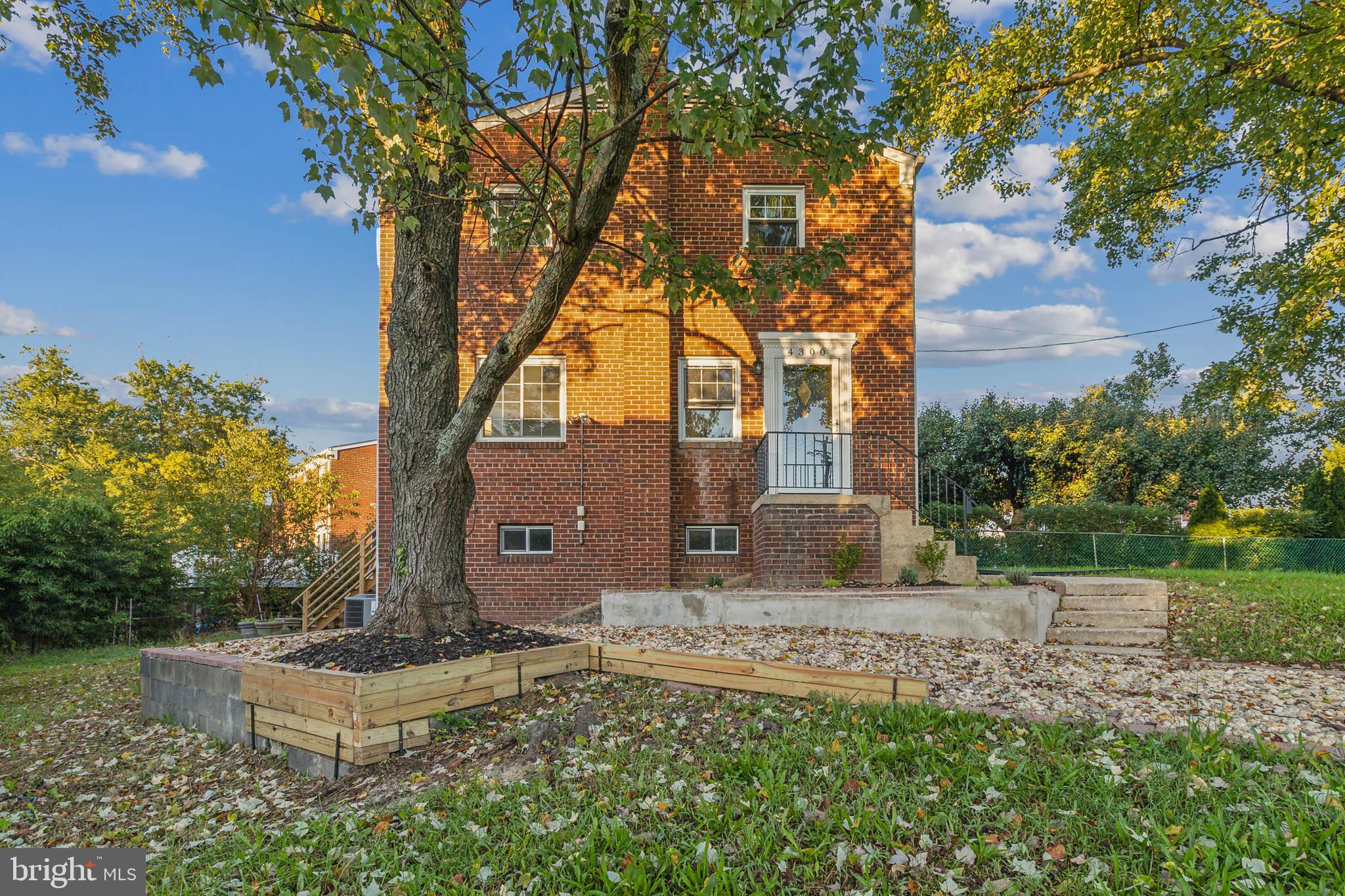 WAKEFIELD - Residential