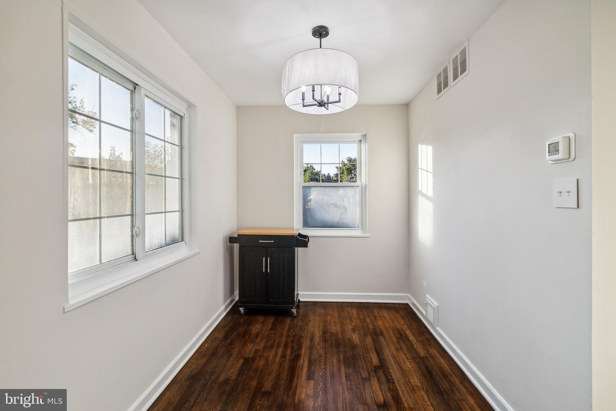 WAKEFIELD - Residential