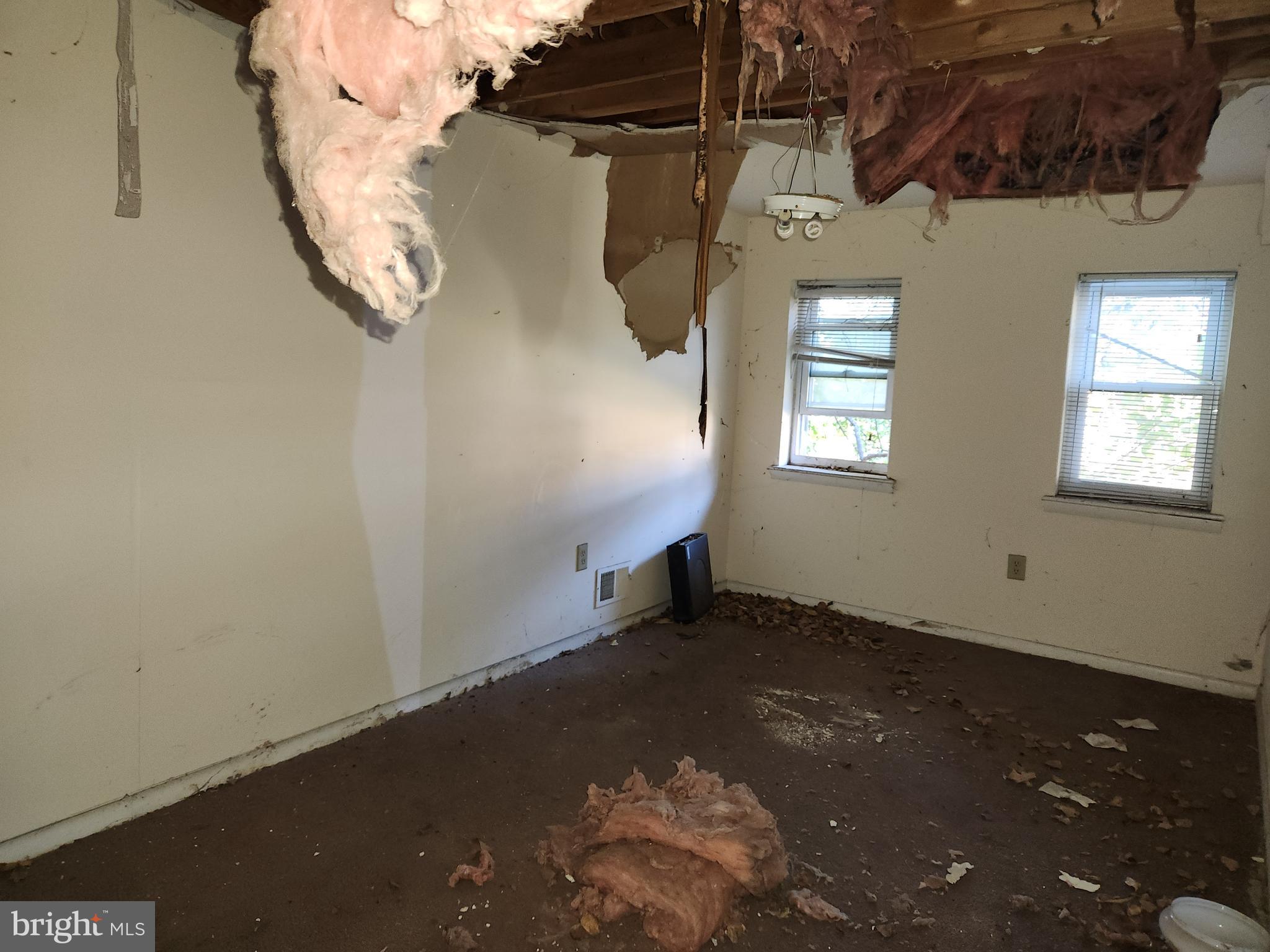 SANDTOWN-WINCHESTER - Residential