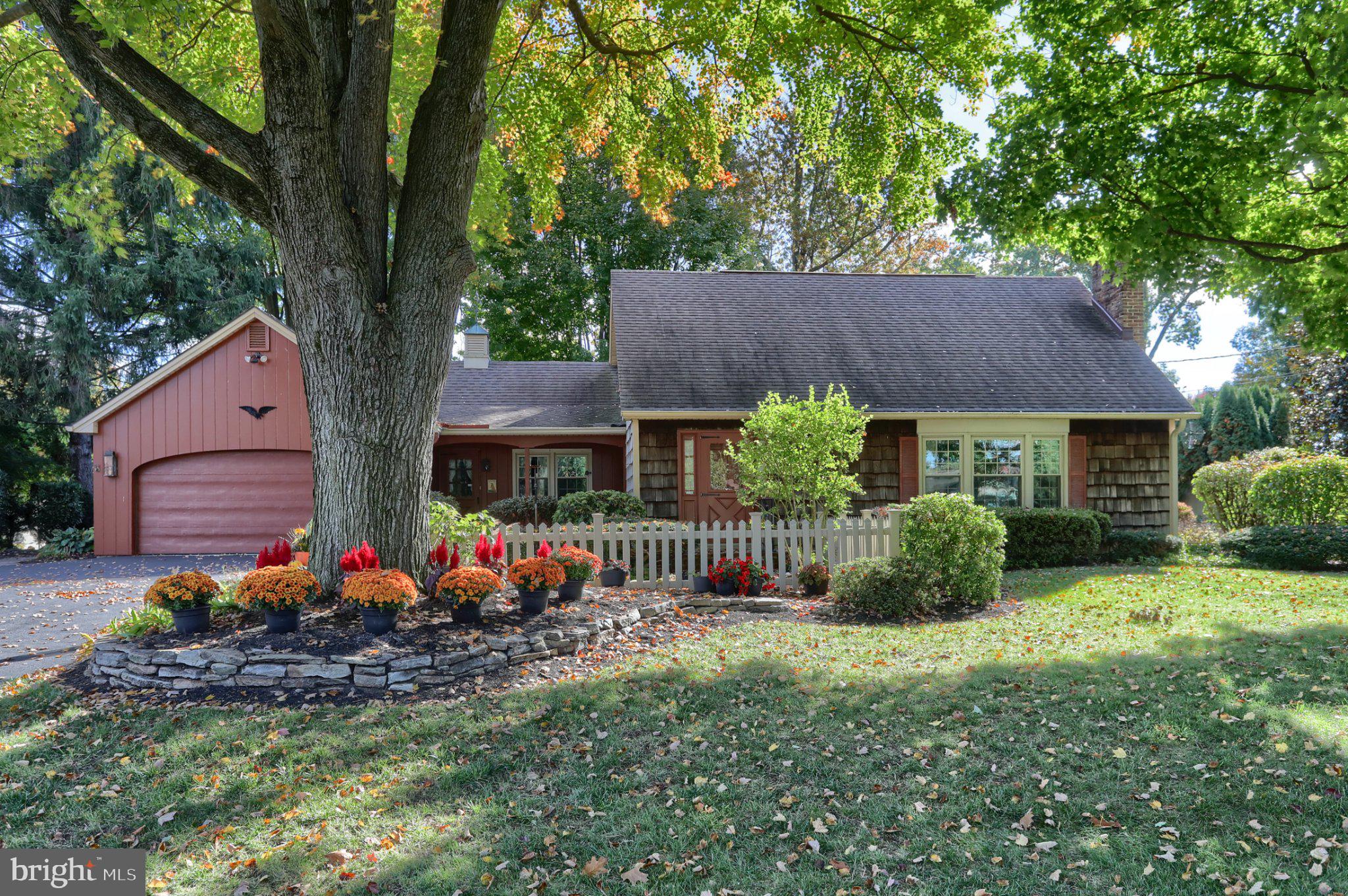 8 PENNWOOD ROAD