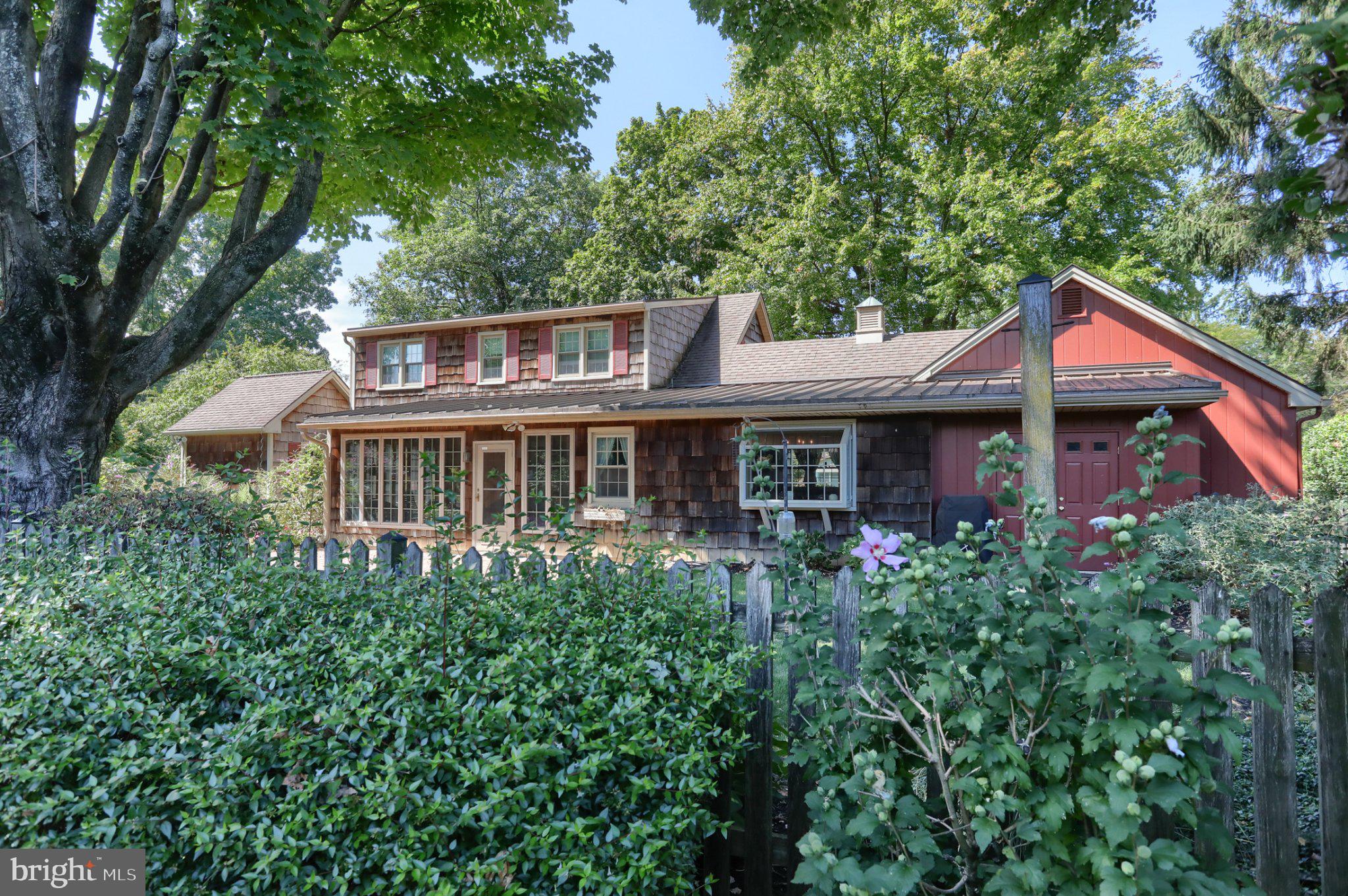 8 PENNWOOD ROAD