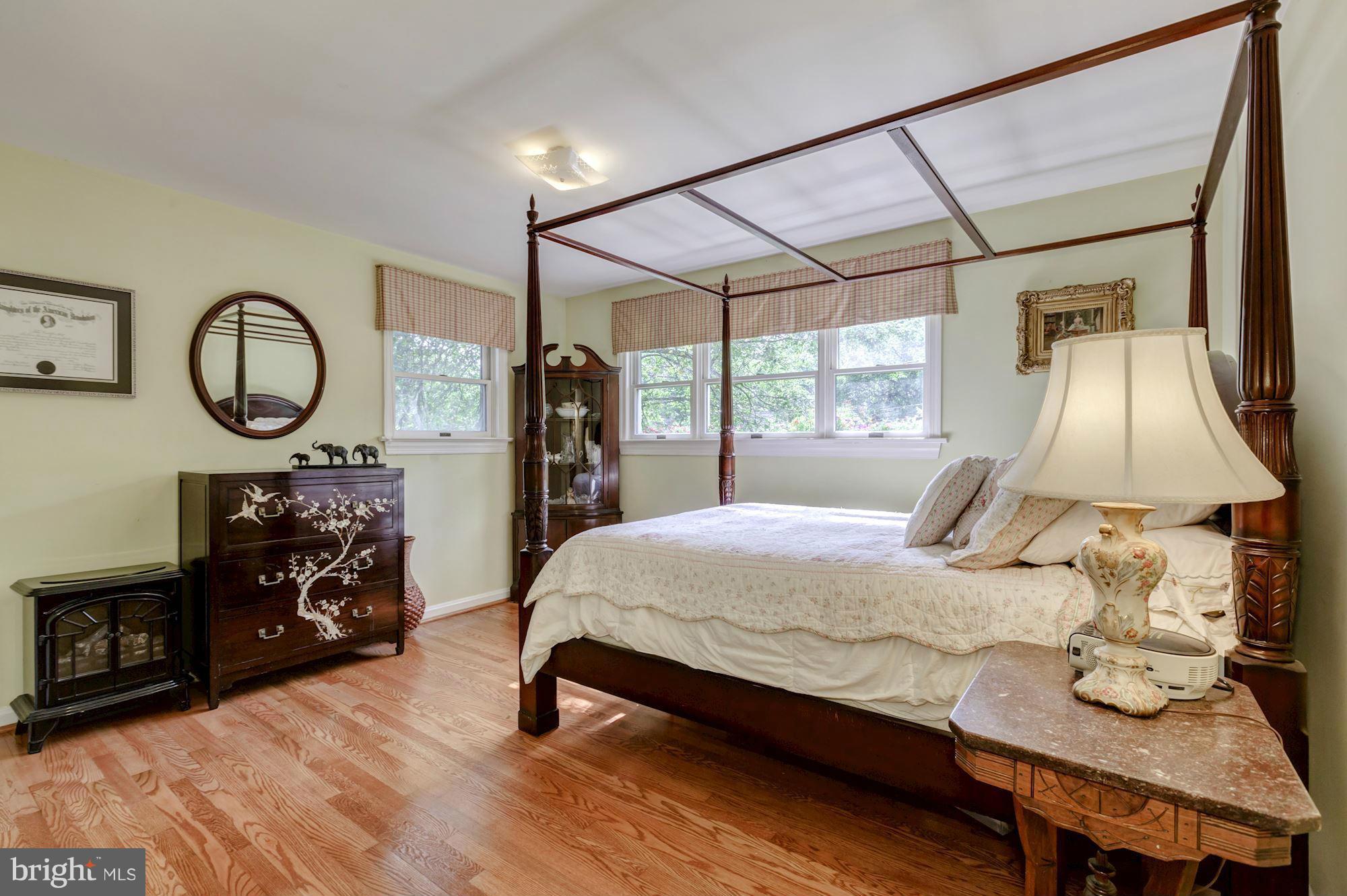 NORTH CHEVY CHASE - Residential