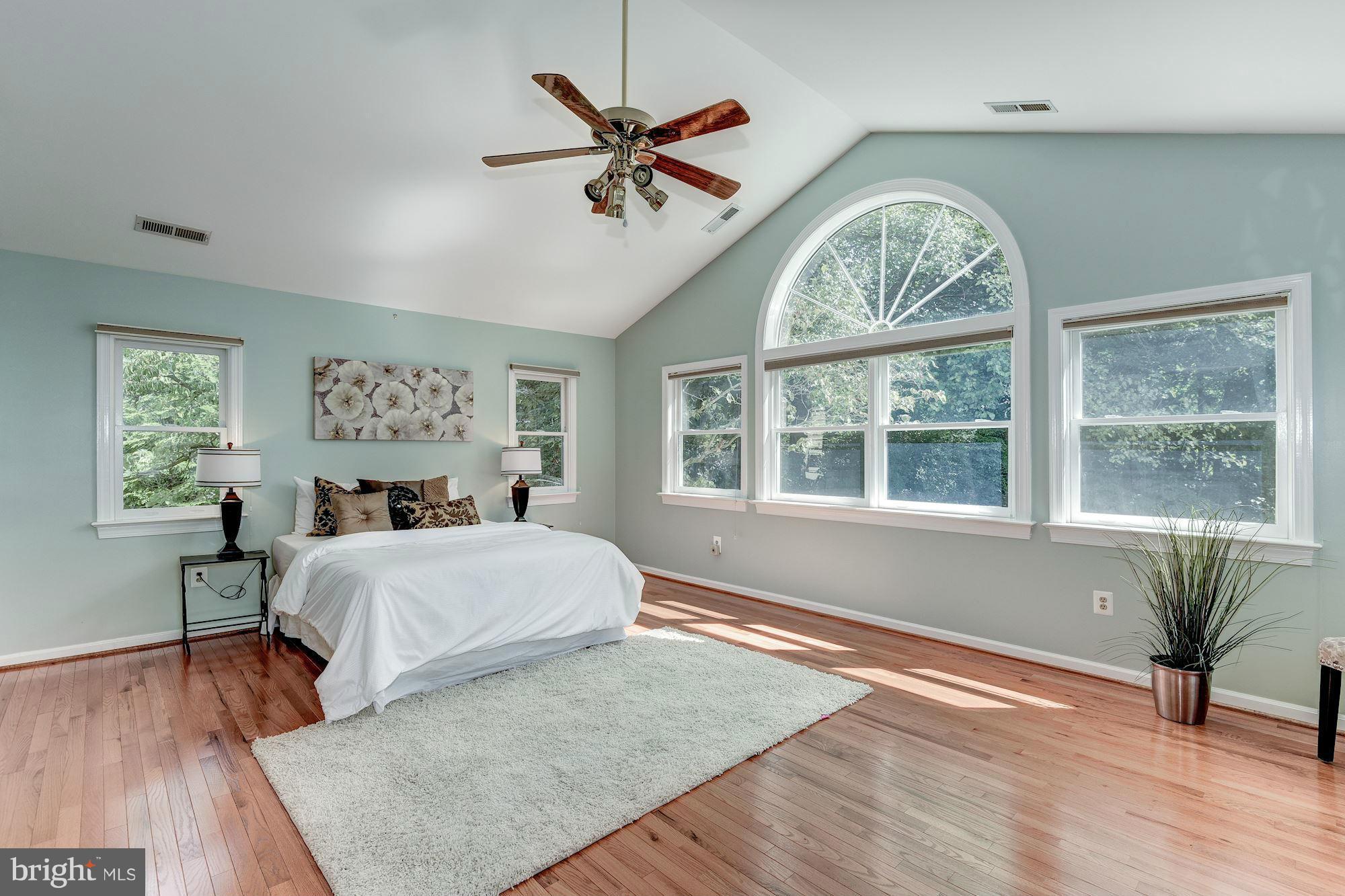 NORTH CHEVY CHASE - Residential