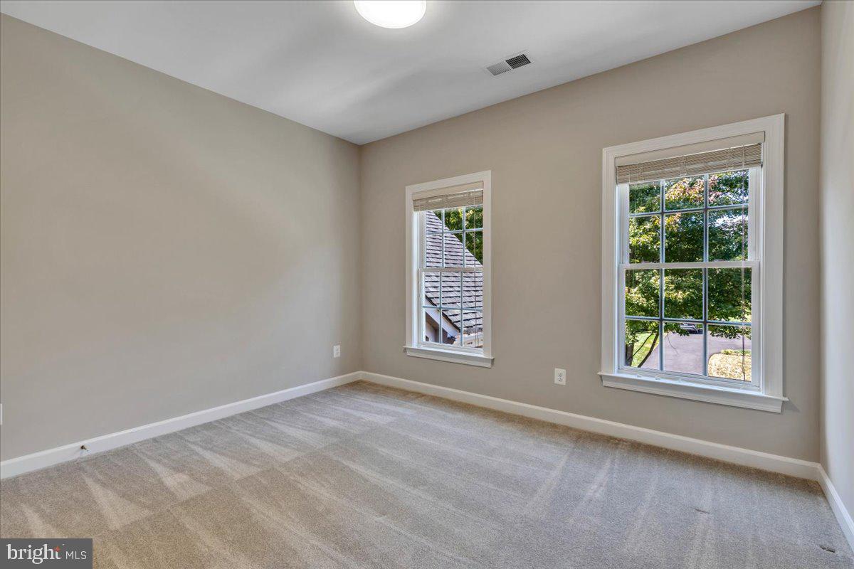 LENAH RUN - Residential