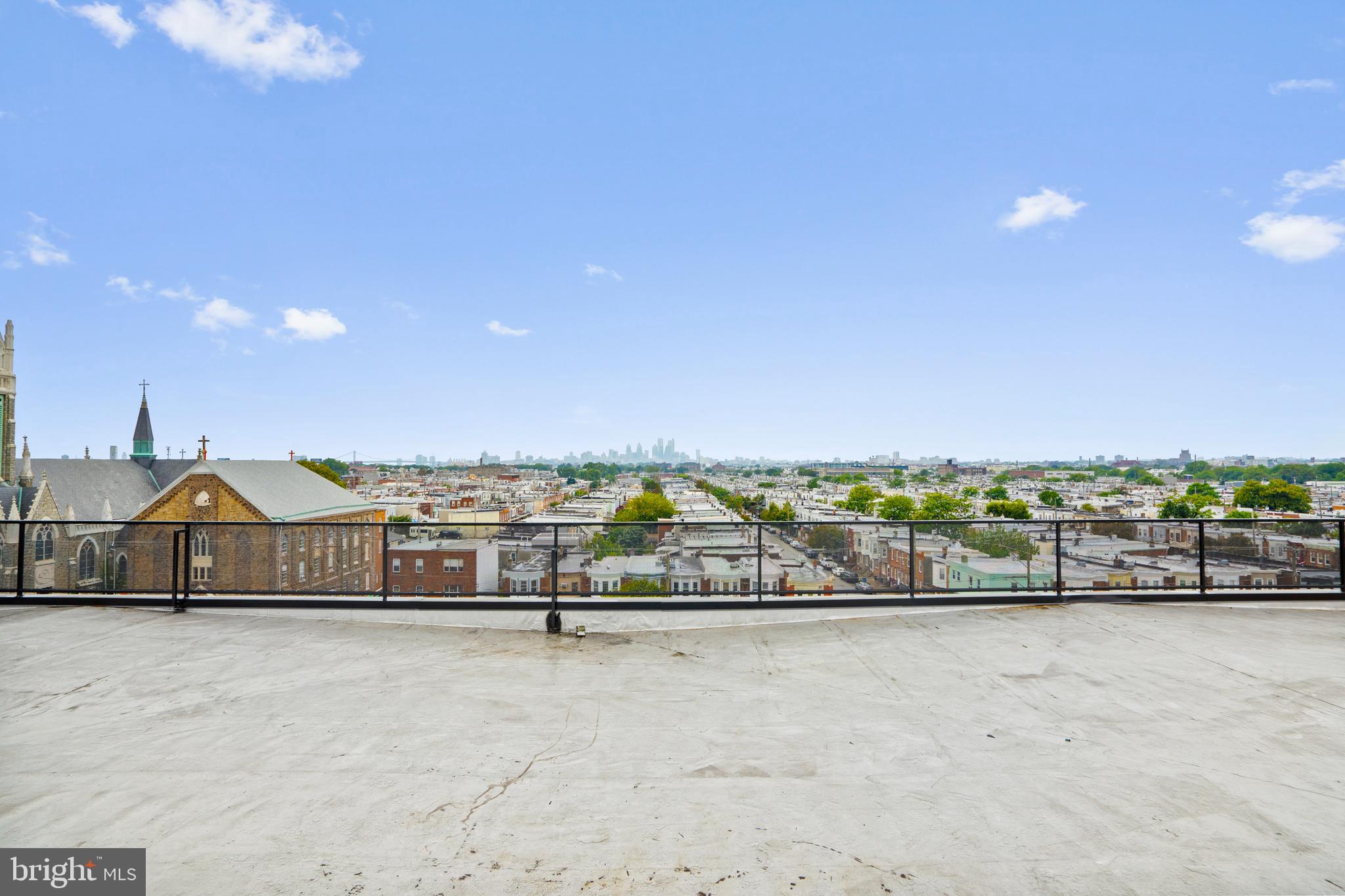 PORT RICHMOND - Residential Lease