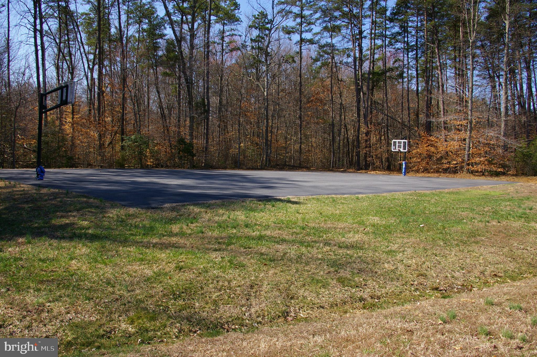 WINDWOOD COVES - Land