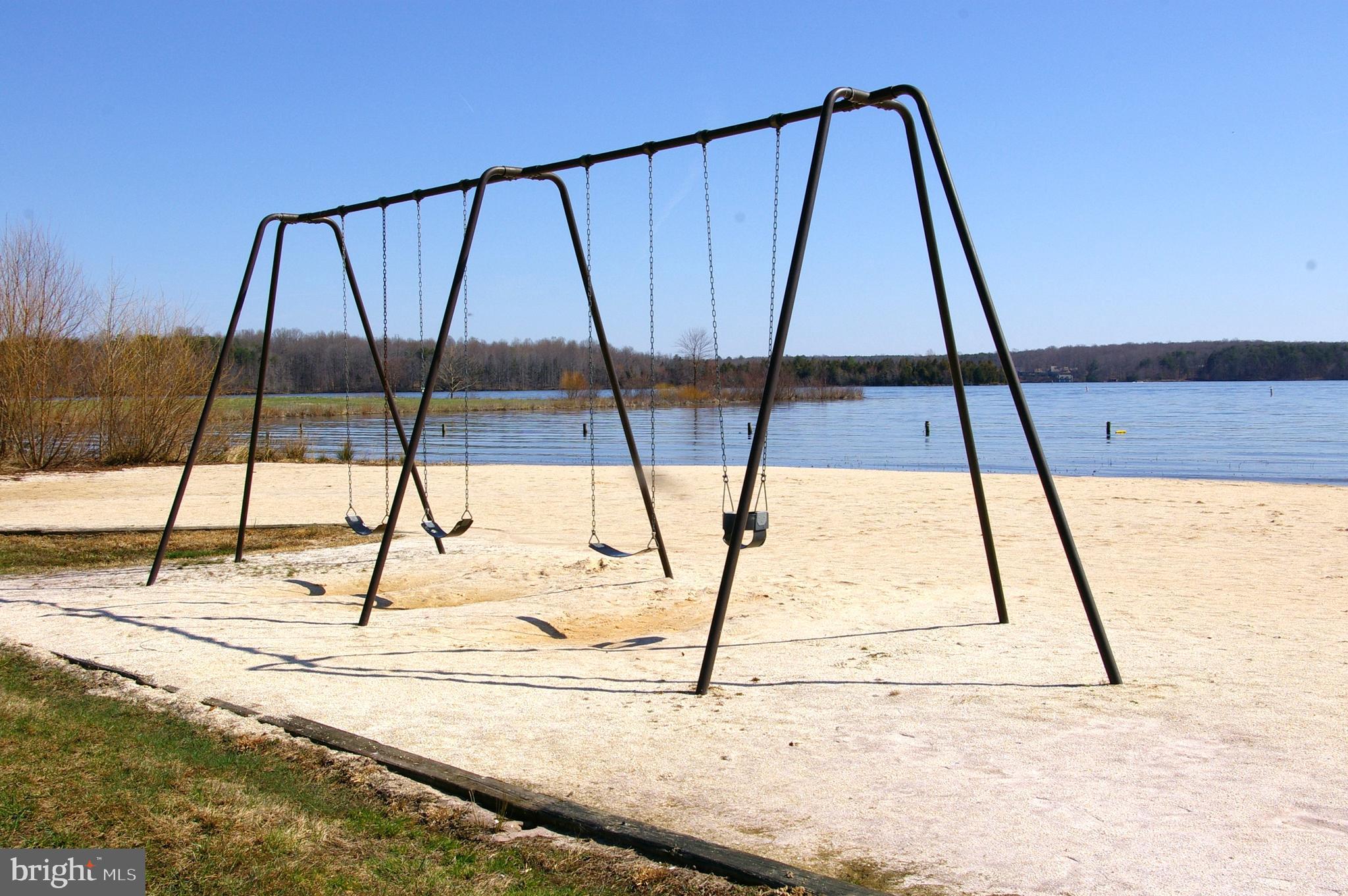 WINDWOOD COVES - Land