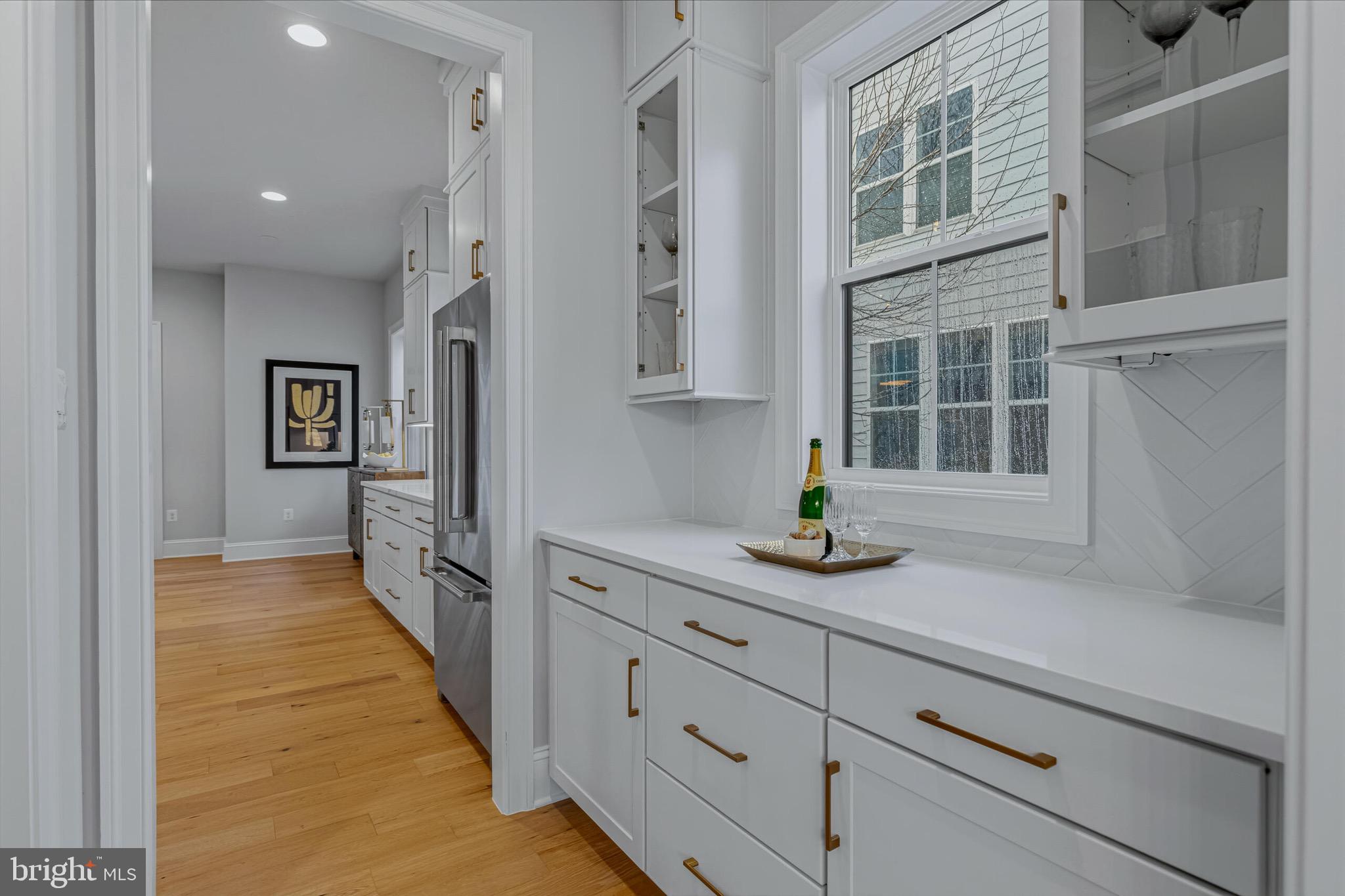 ARLINGTON - Residential