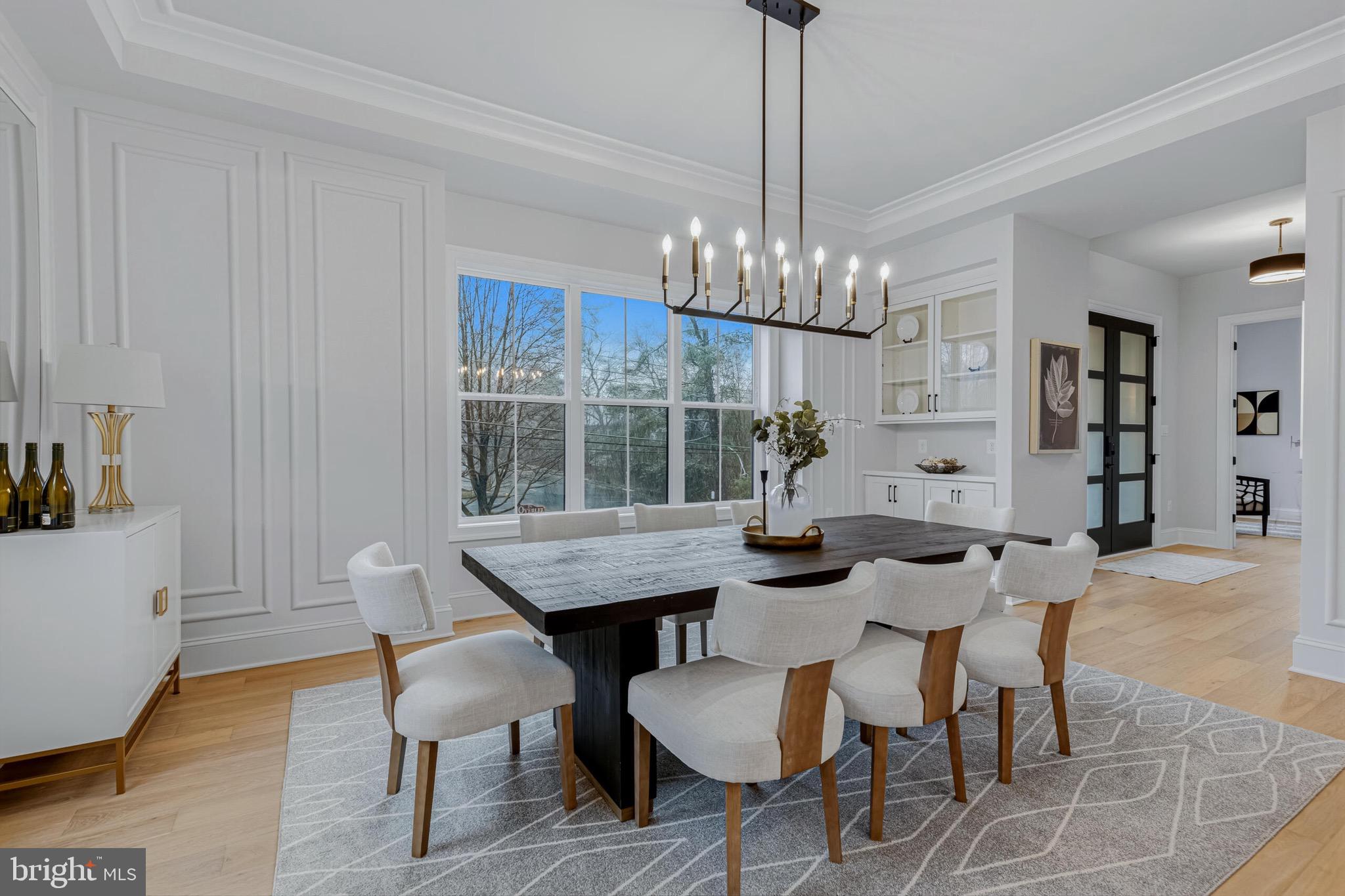 ARLINGTON - Residential