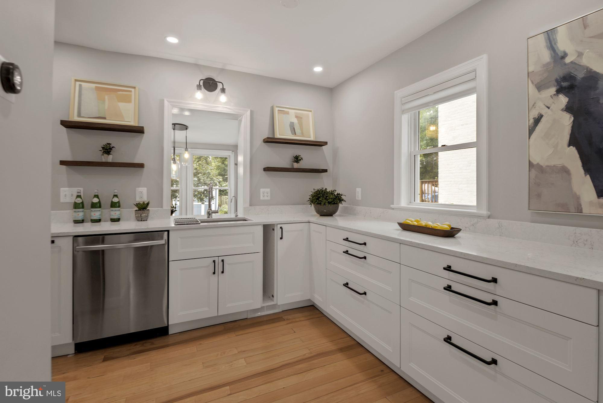 DEL RAY - Residential