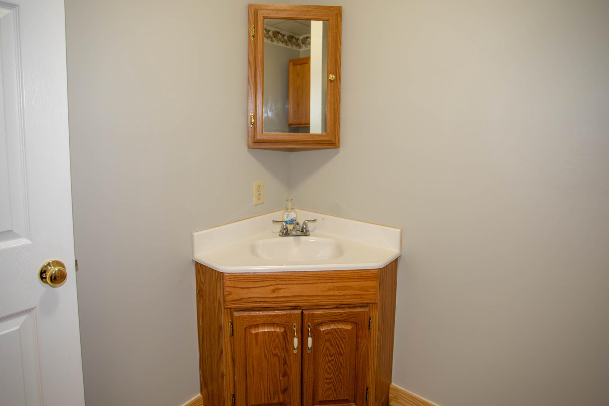 HICKORY WOODS - Residential