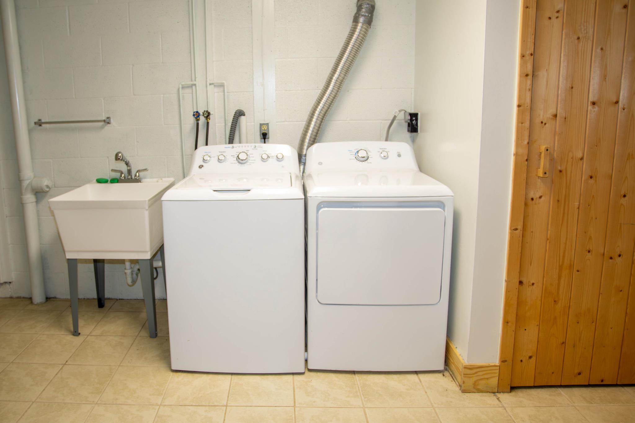 HICKORY WOODS - Residential