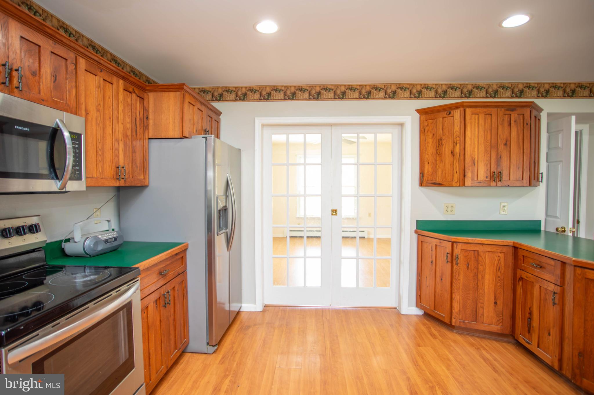 HICKORY WOODS - Residential