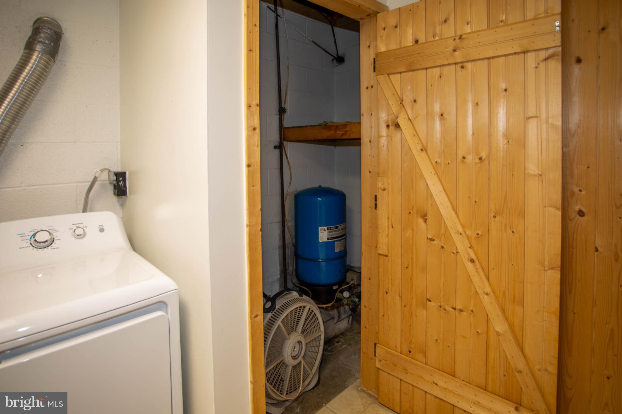 HICKORY WOODS - Residential