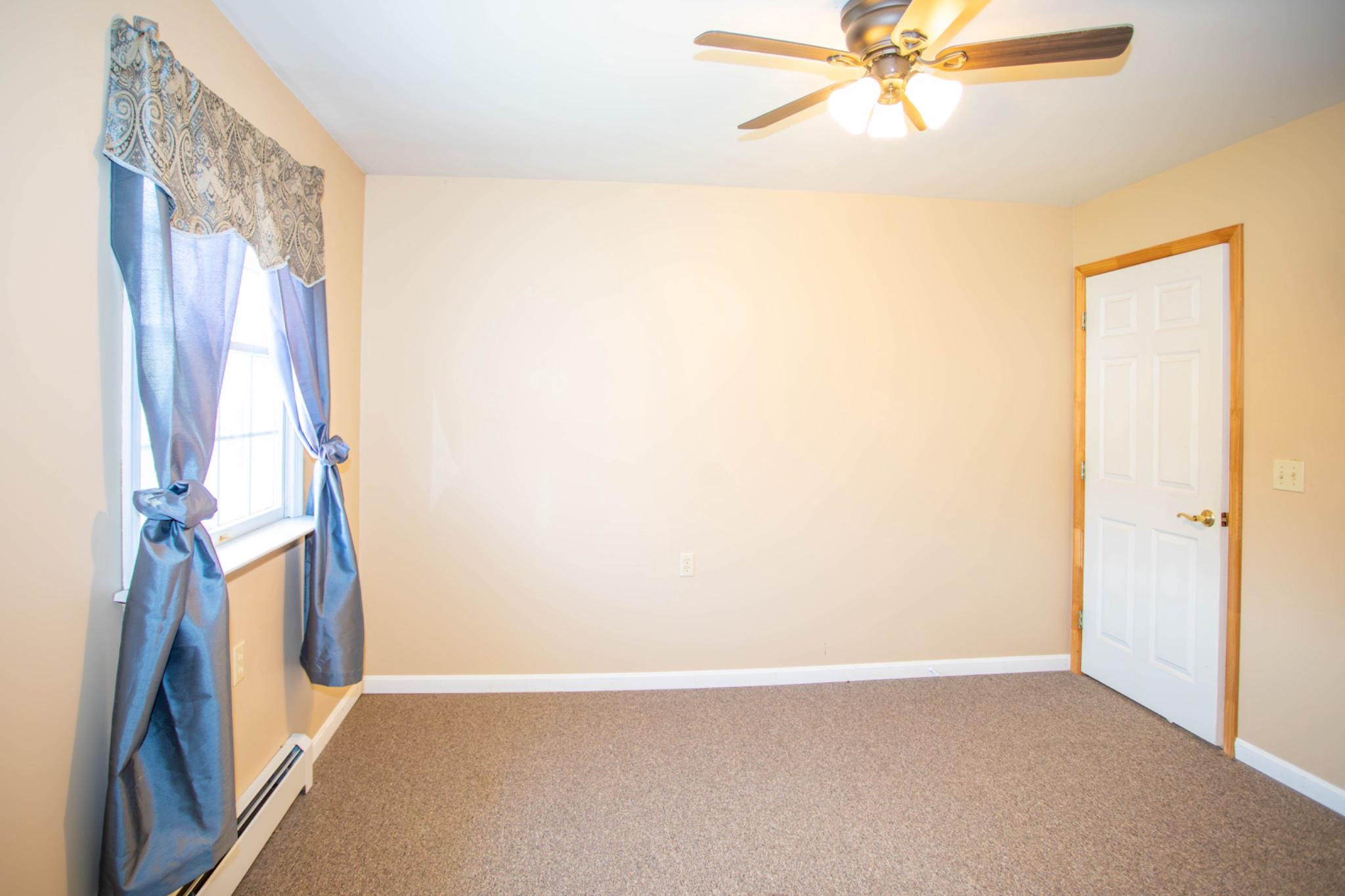 HICKORY WOODS - Residential