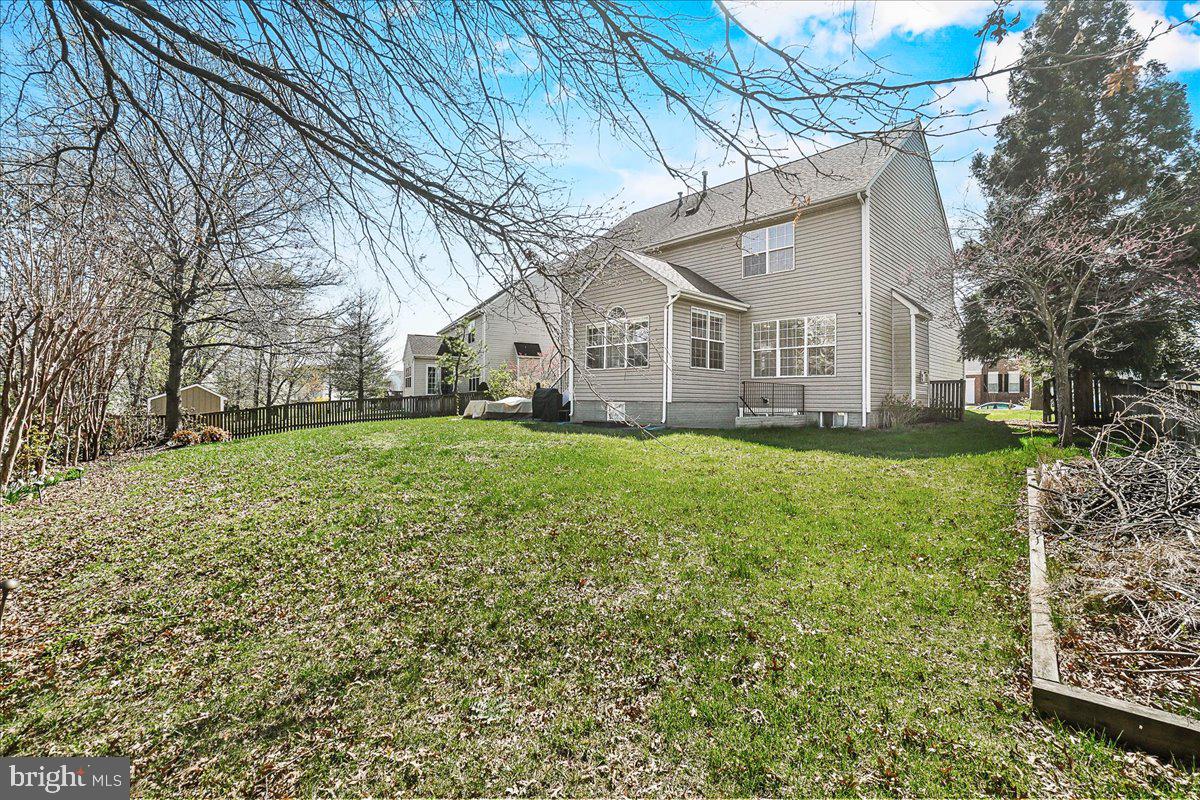 EMERALD FARM - Residential