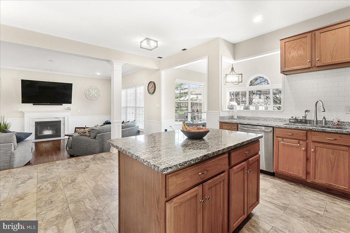 EMERALD FARM - Residential