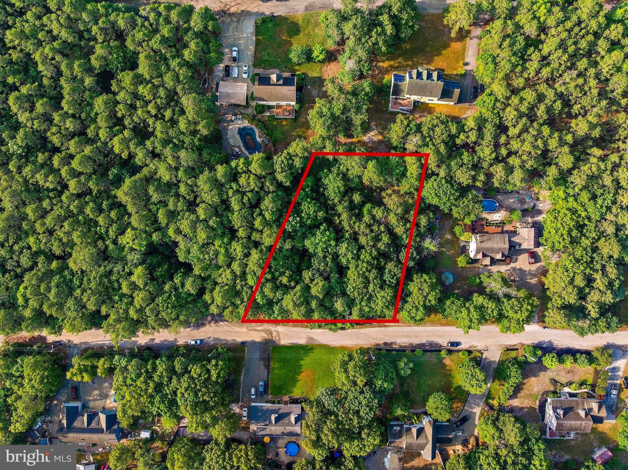 20 MAPLEWOOD DRIVE