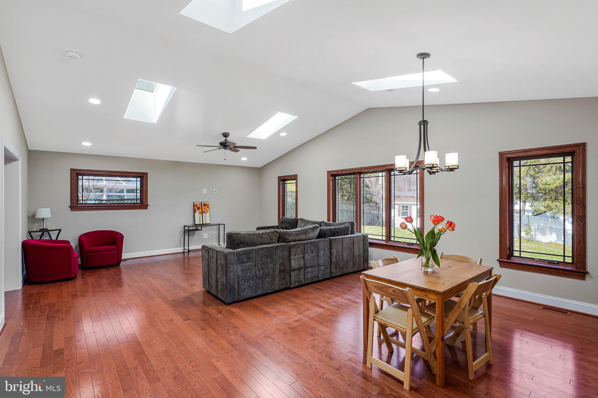 KINGS PARK - Residential