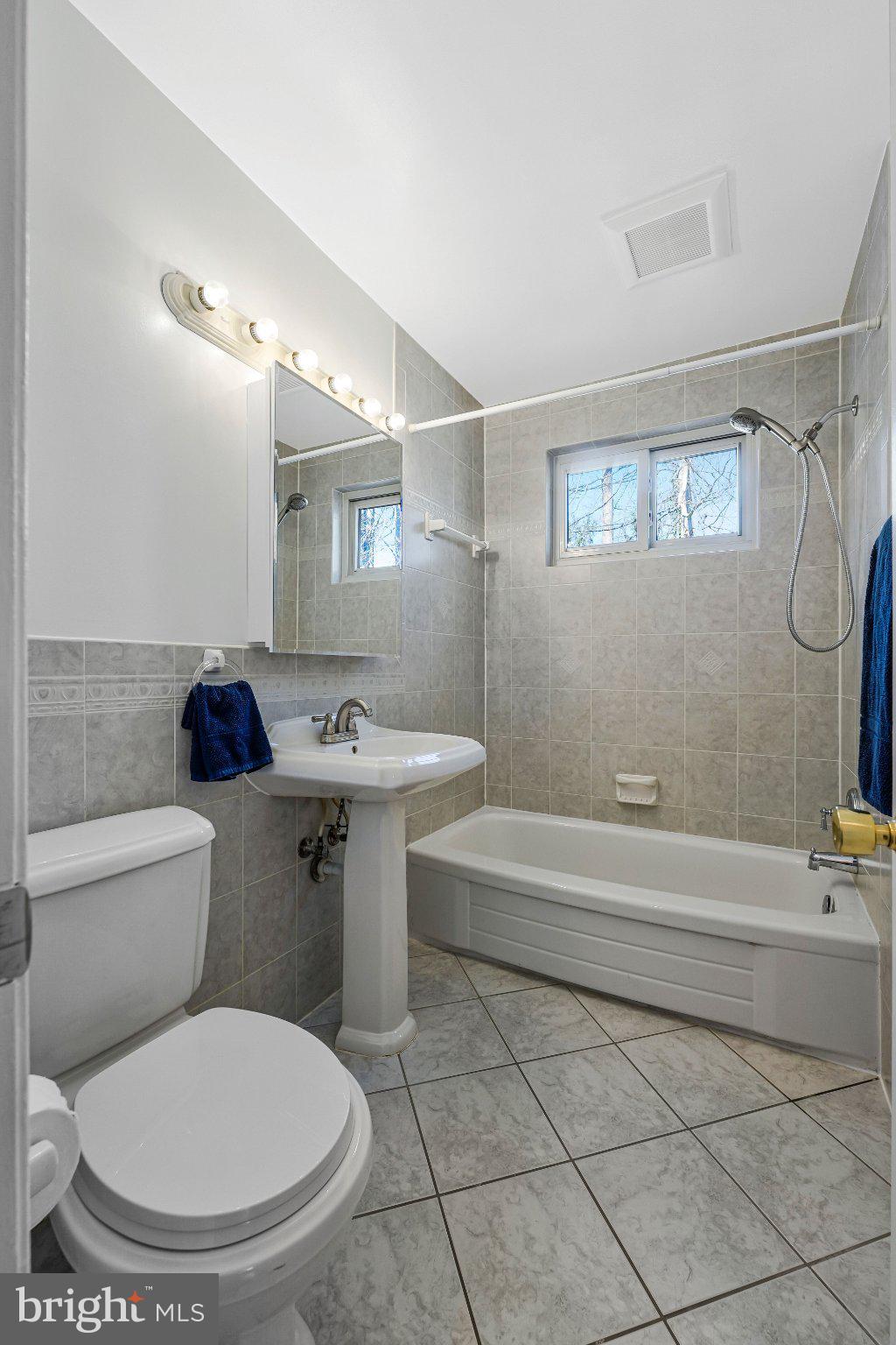 KINGS PARK - Residential