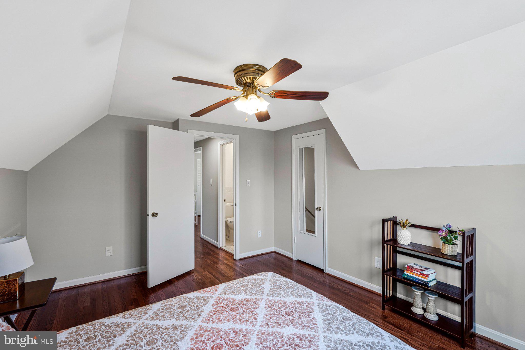 KINGS PARK - Residential