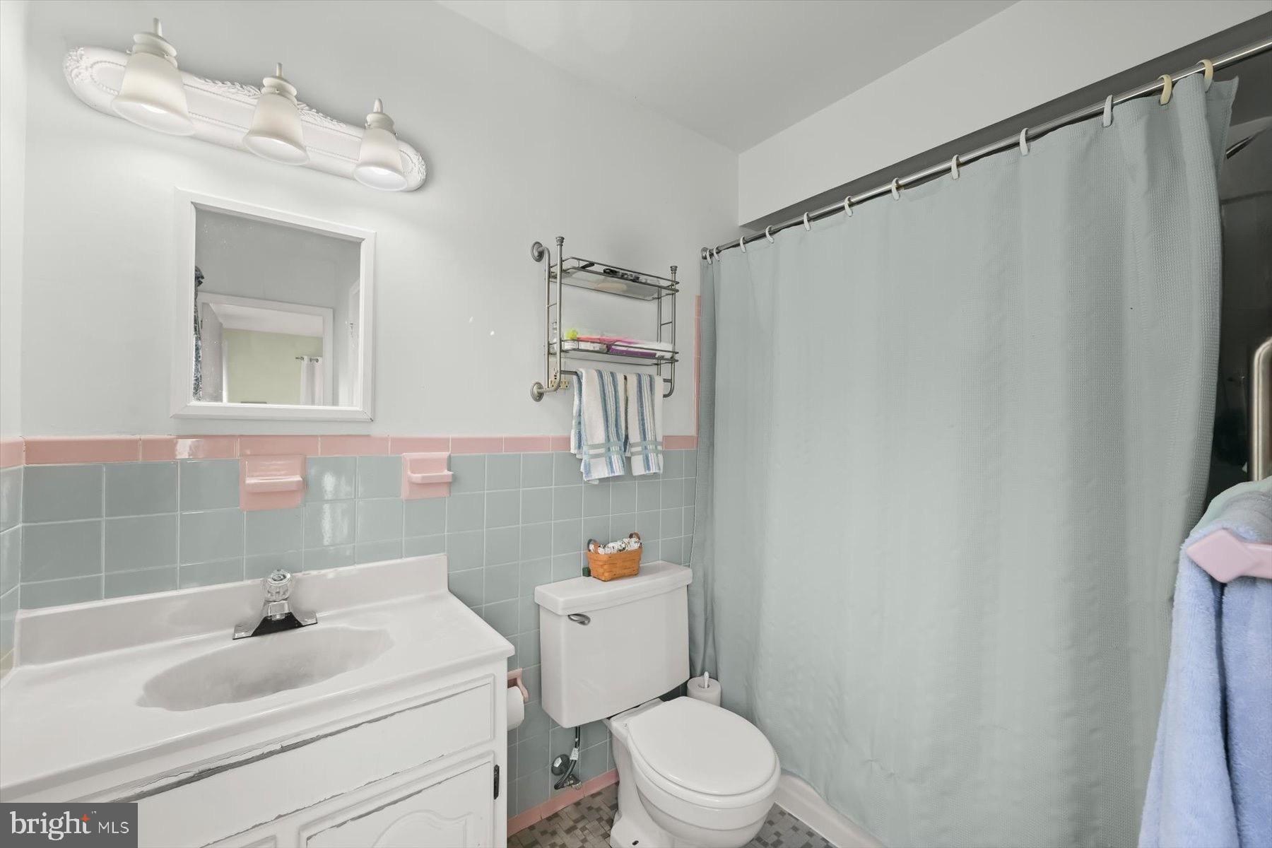 COLUMBIA HILLS - Residential