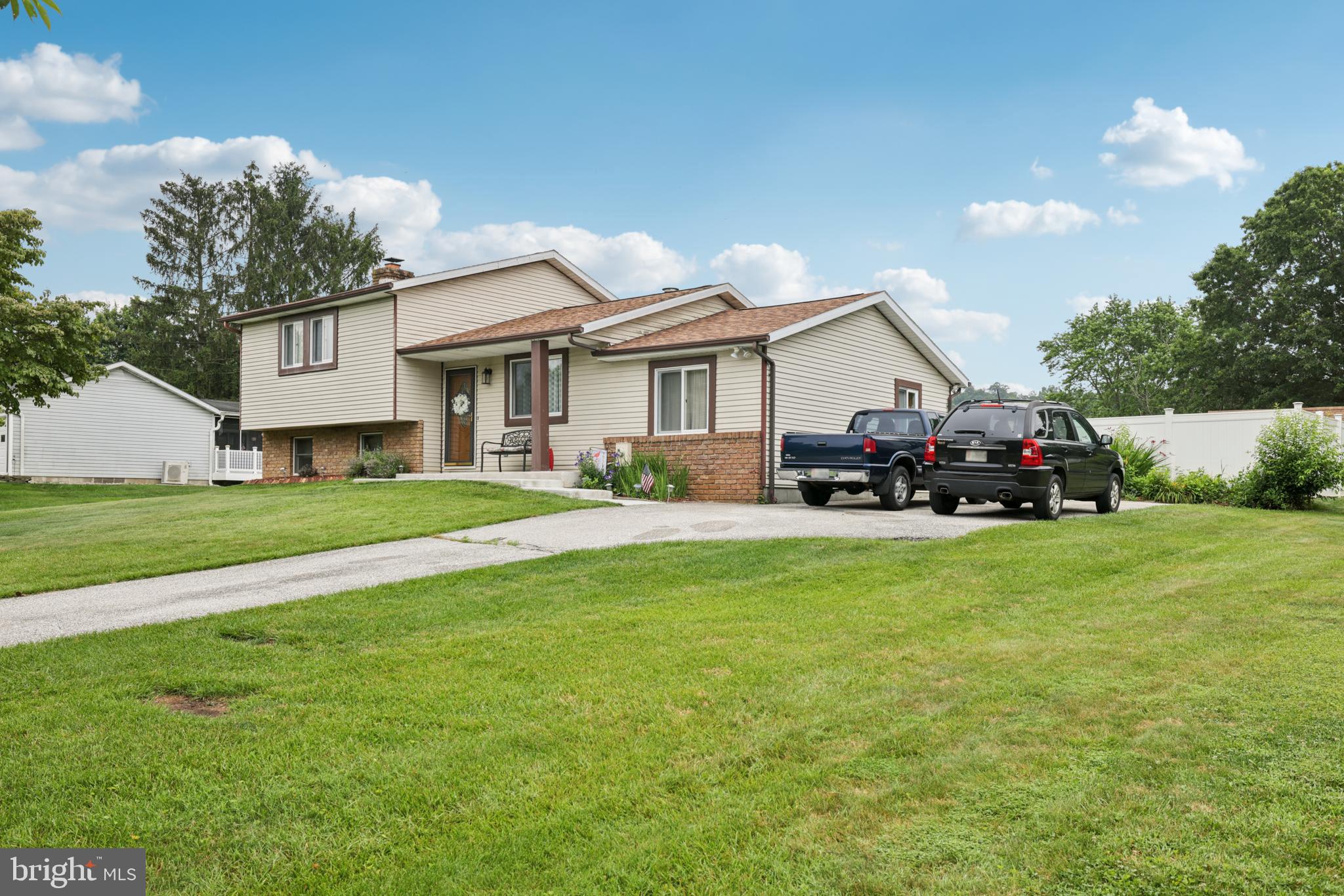 4210 VALLEY VISTA COURT