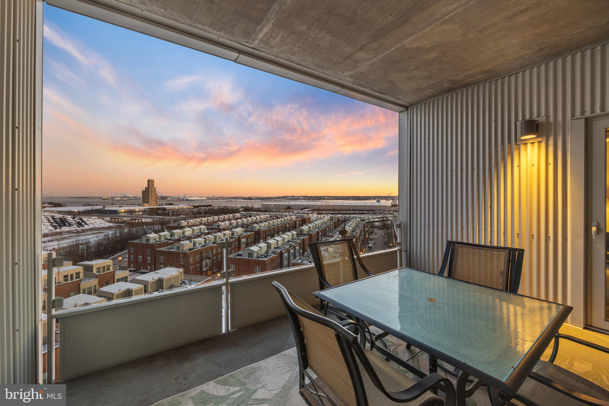 LOCUST POINT - Residential