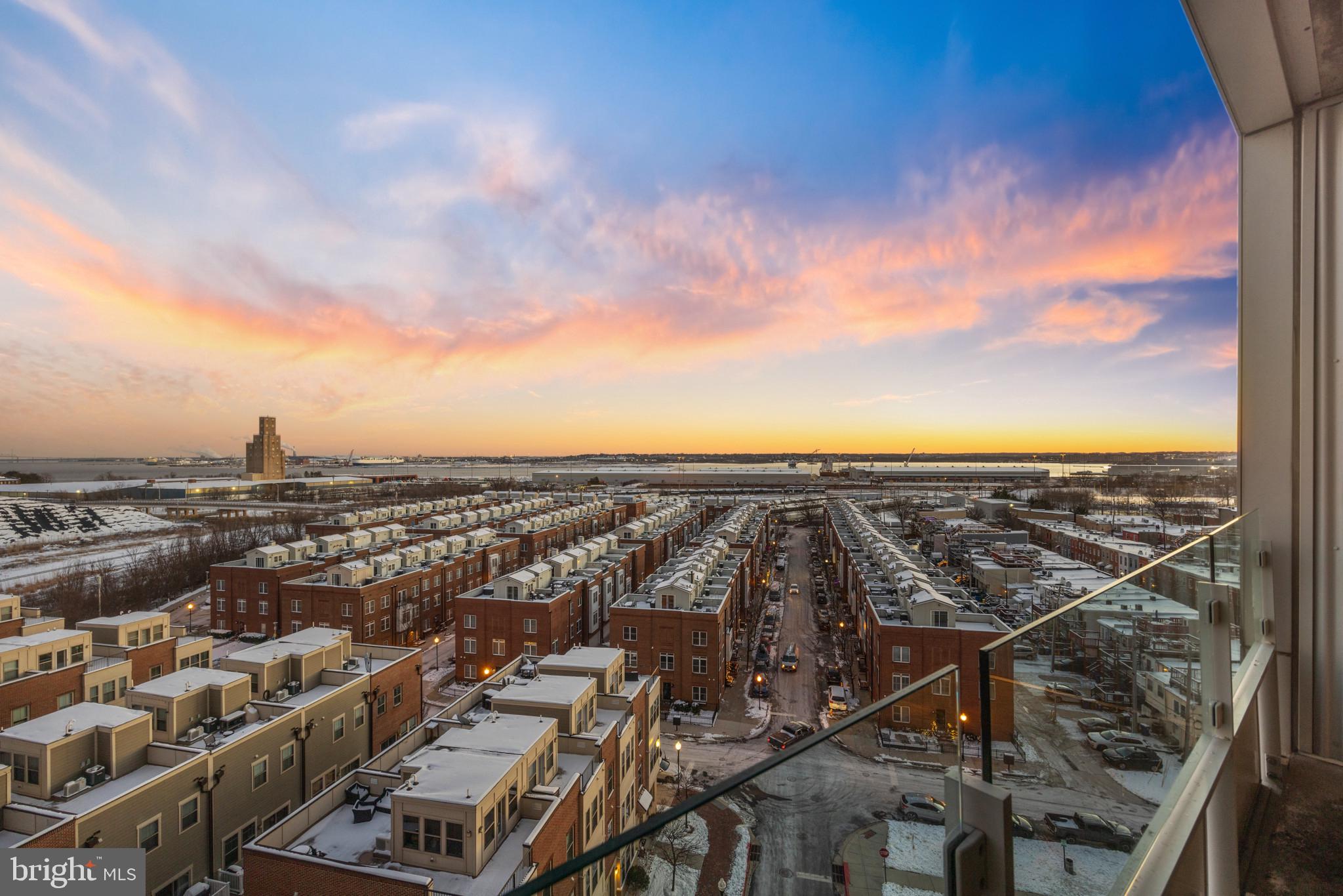 LOCUST POINT - Residential