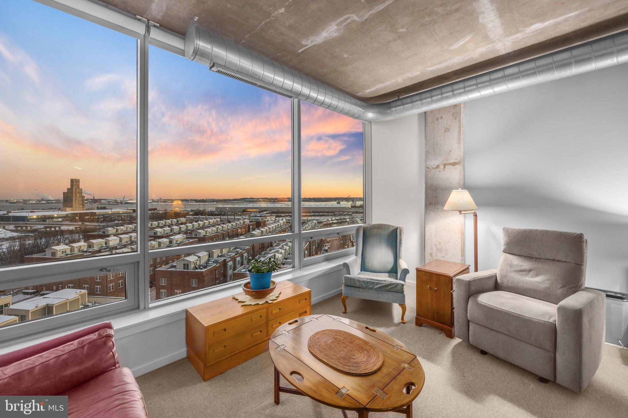 LOCUST POINT - Residential