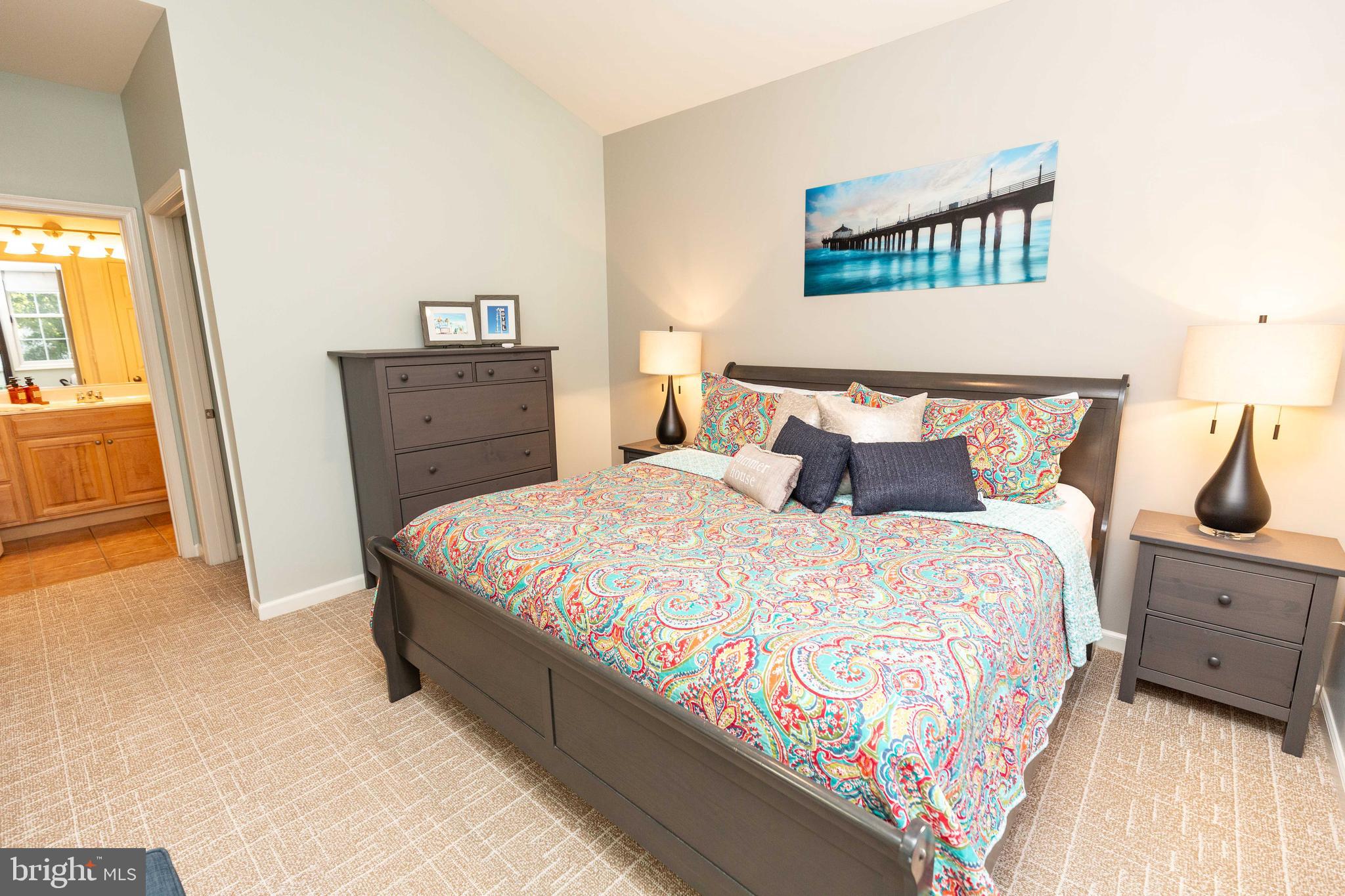 THE TIDES - Residential