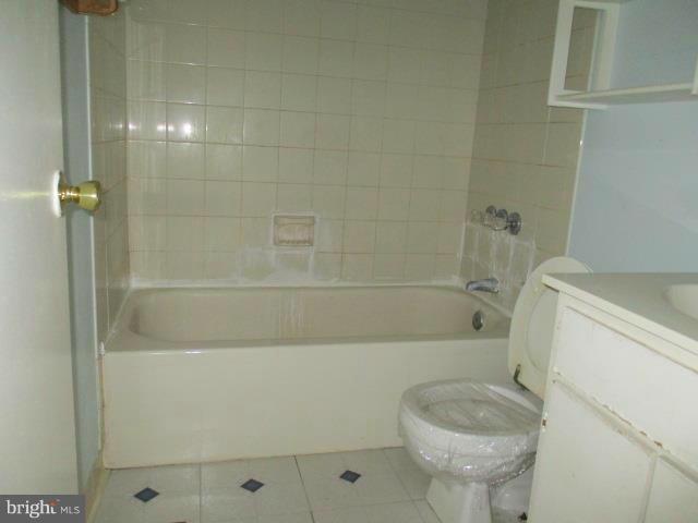 UPTON VILLAGE NORTH - Residential