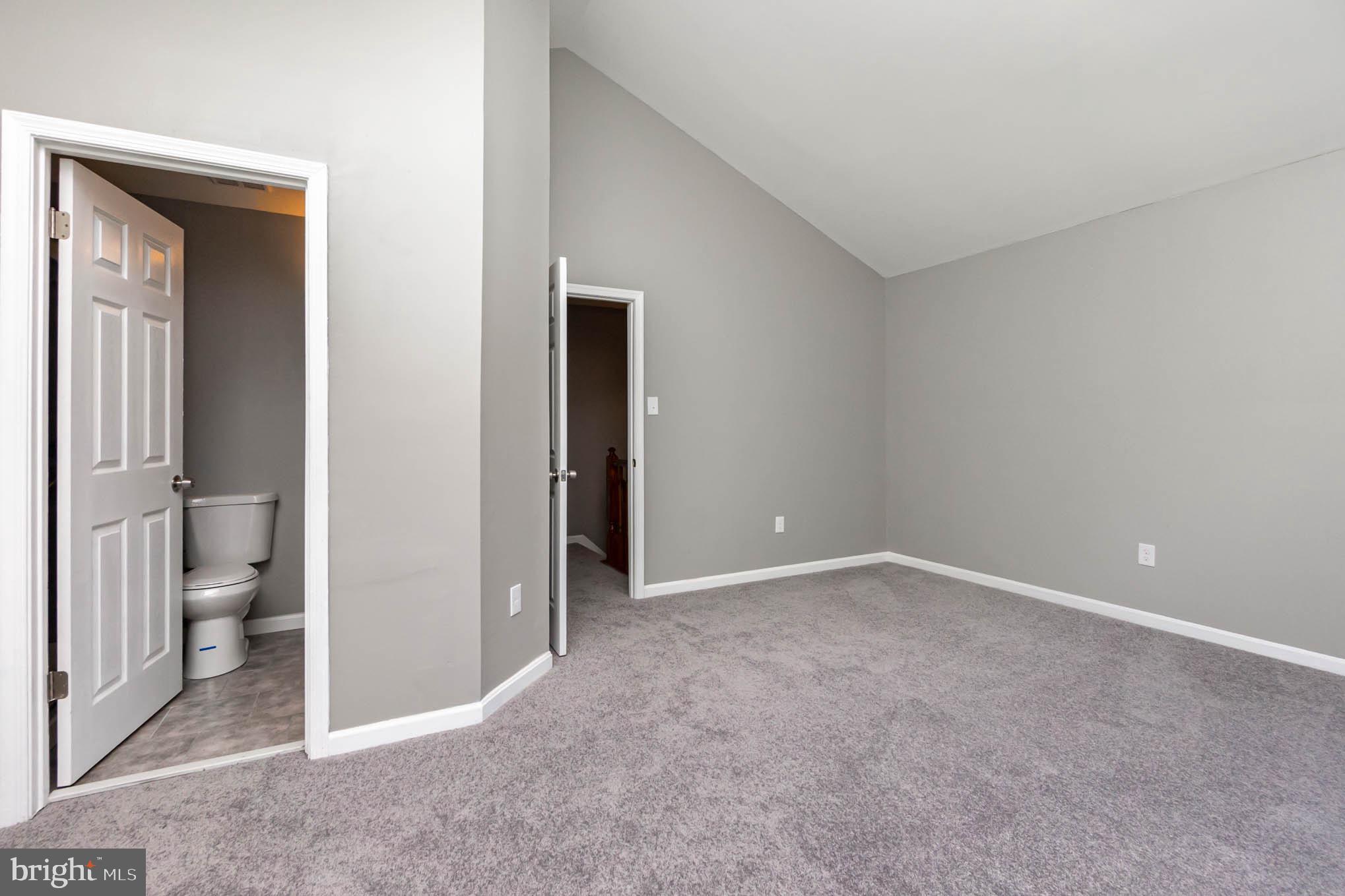 CONSTANT FRIENDSHIP - Residential Lease