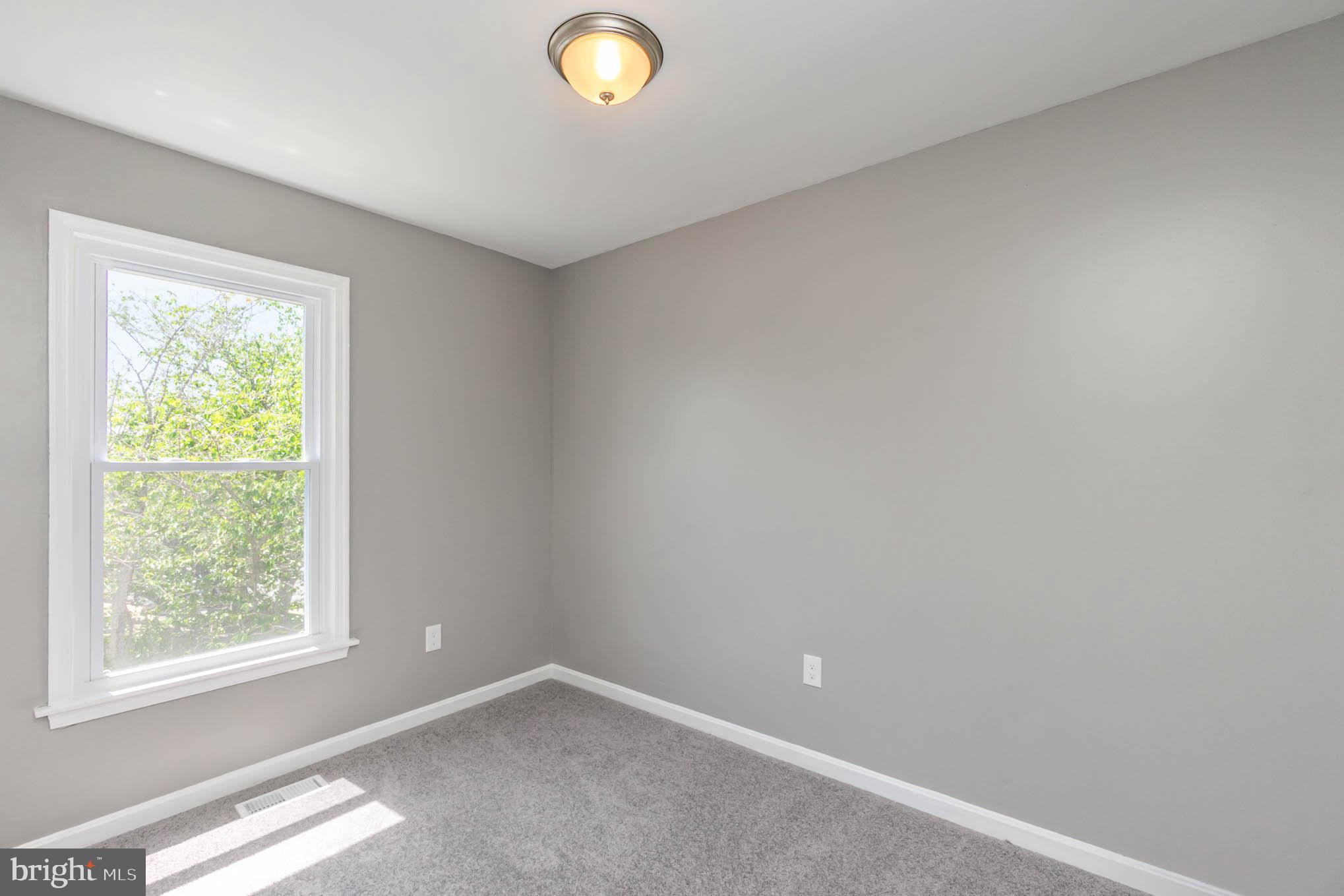 CONSTANT FRIENDSHIP - Residential Lease