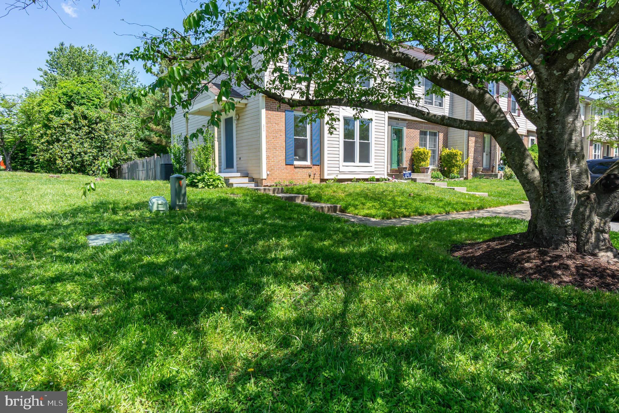 CONSTANT FRIENDSHIP - Residential Lease