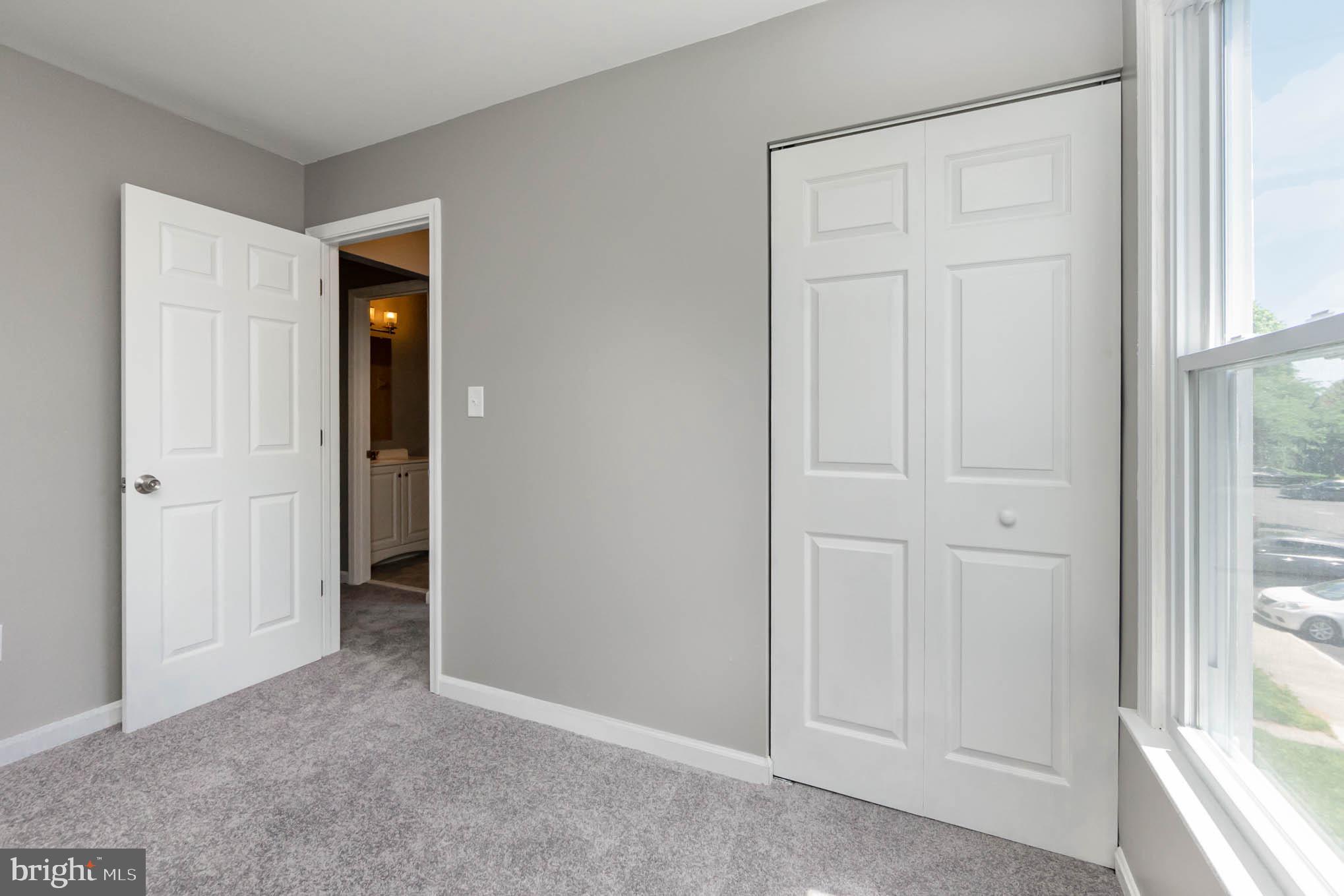 CONSTANT FRIENDSHIP - Residential Lease