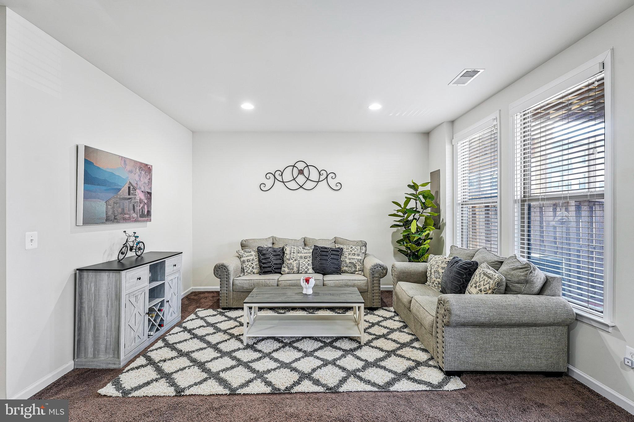 STONE RIDGE - Residential