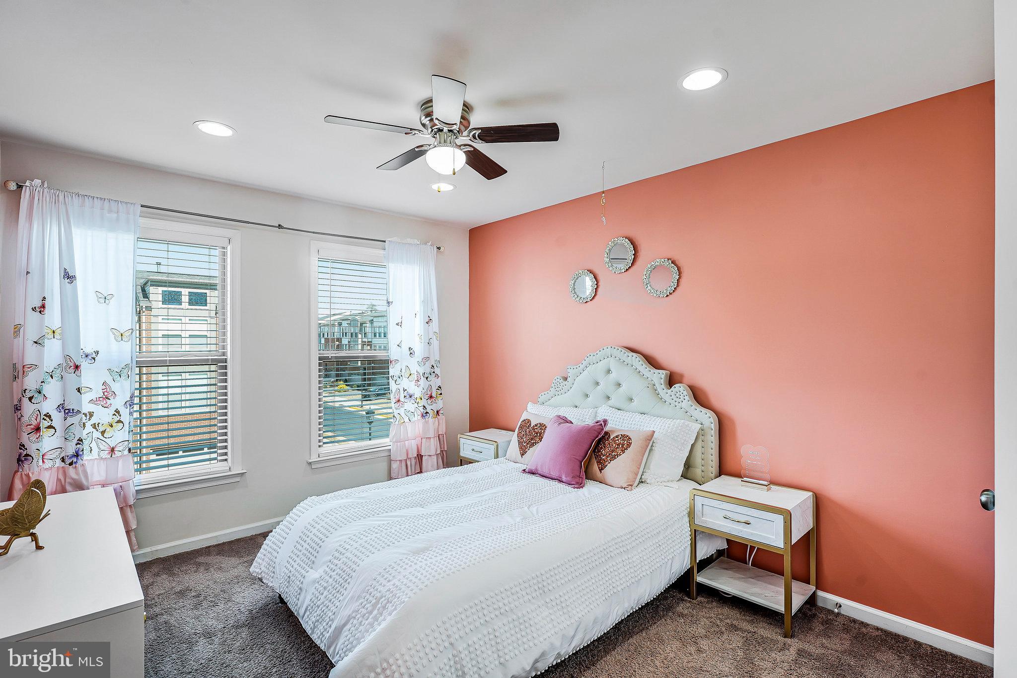 STONE RIDGE - Residential