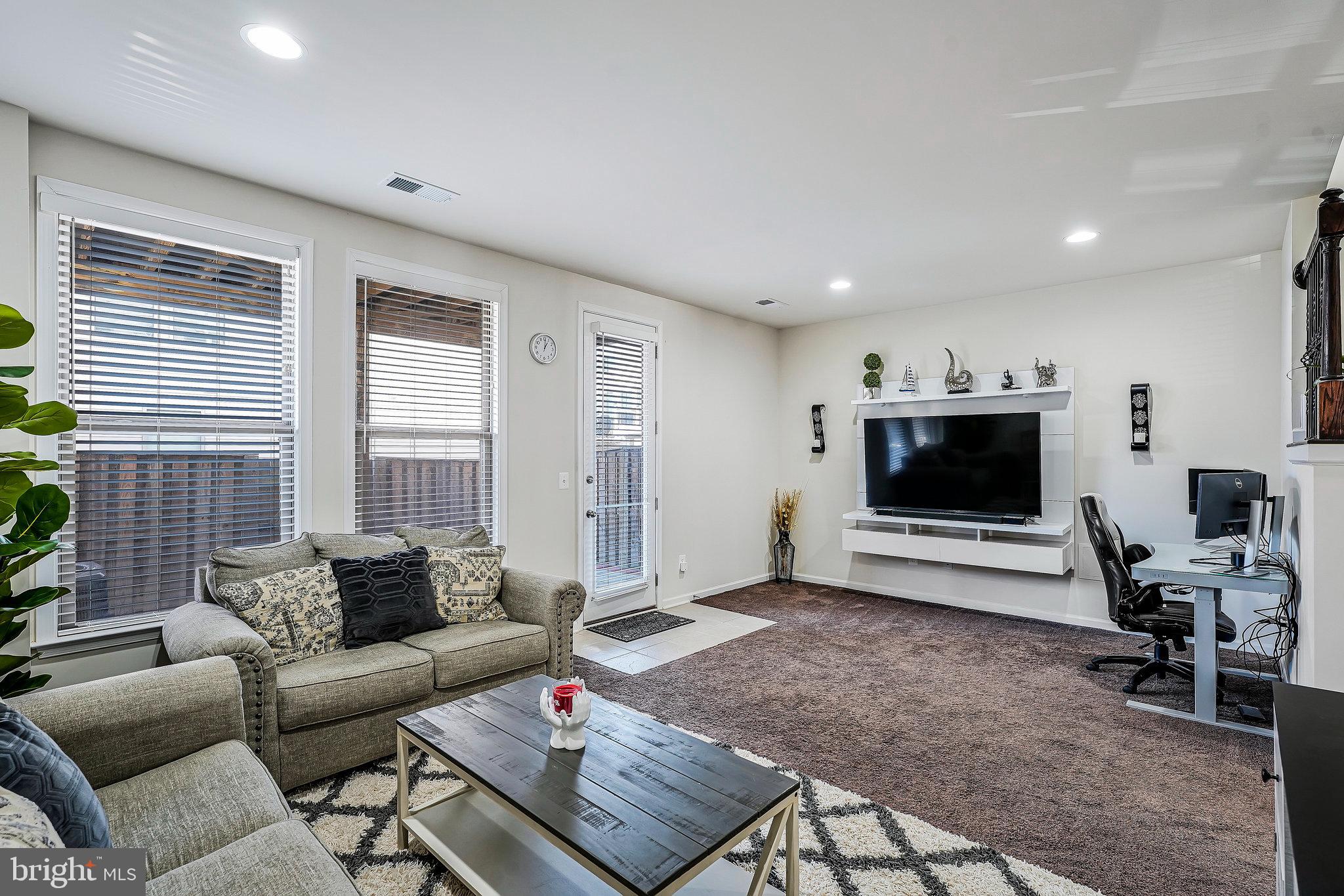 STONE RIDGE - Residential