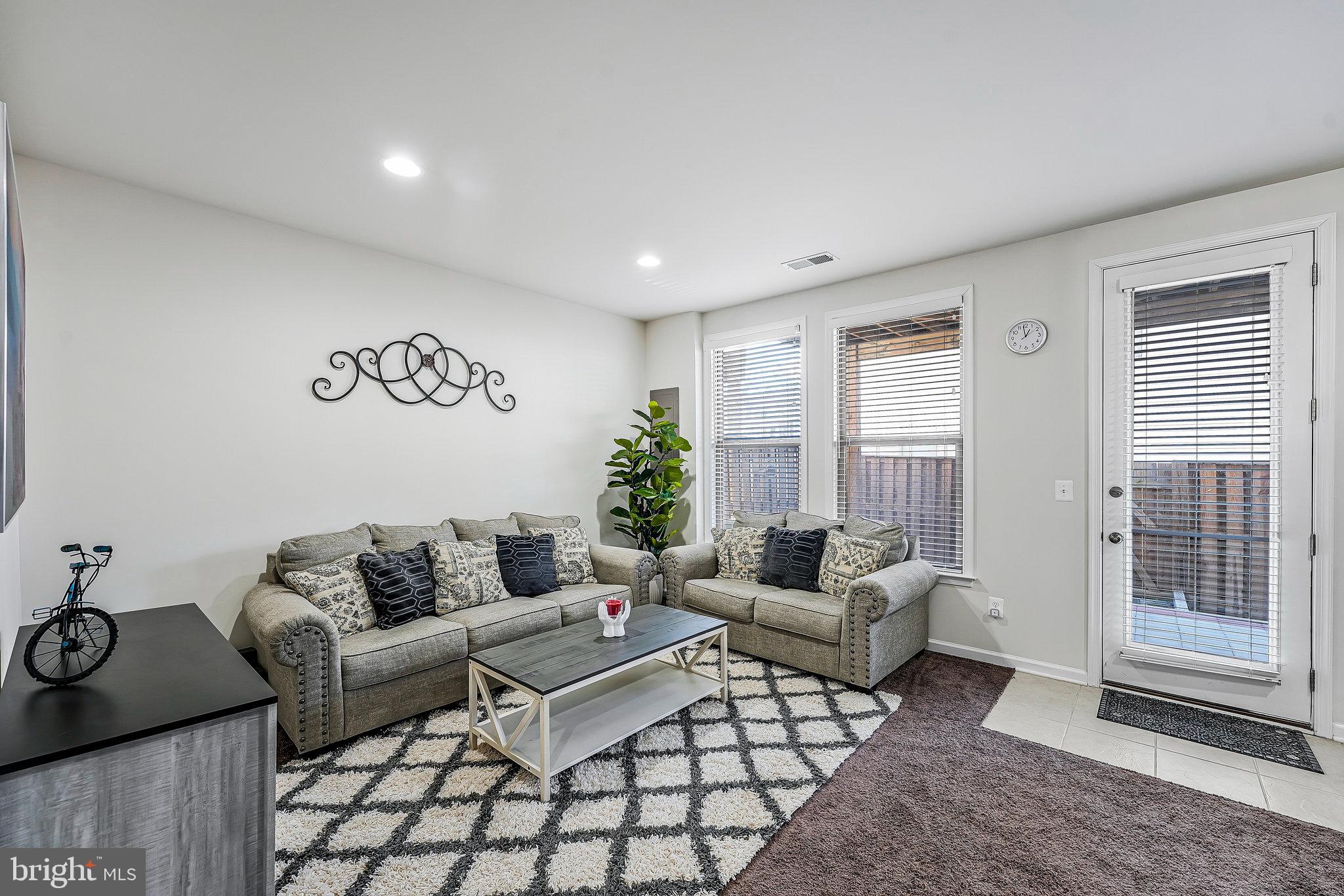 STONE RIDGE - Residential