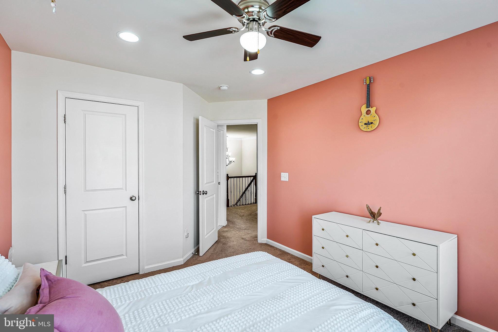 STONE RIDGE - Residential