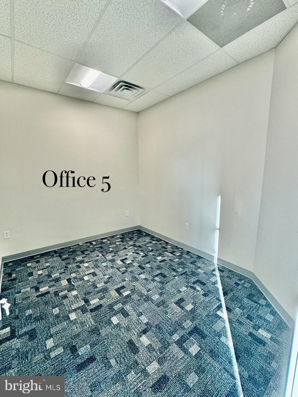 3900 MARKET