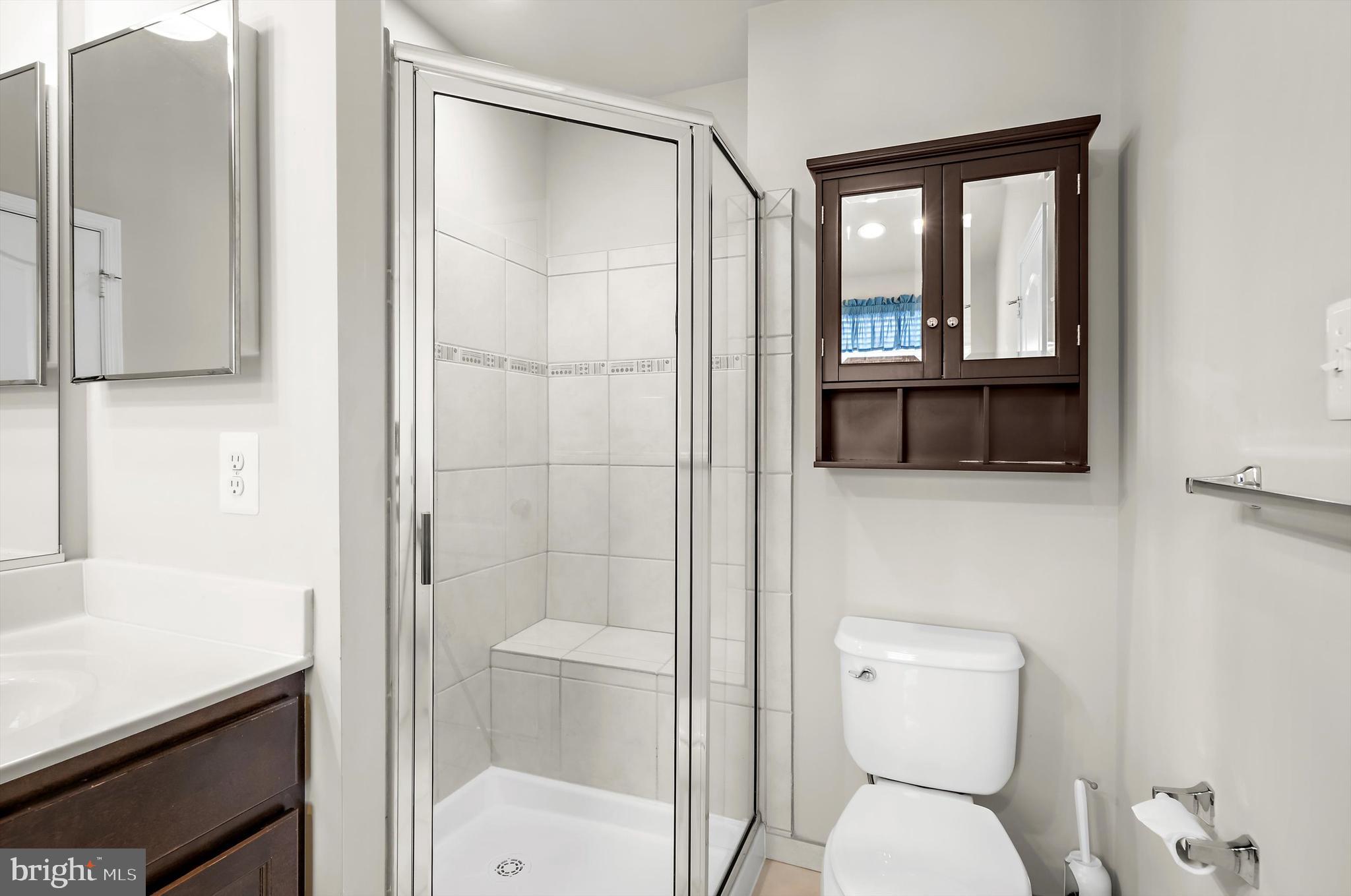 VILLAGE GREENS - Residential