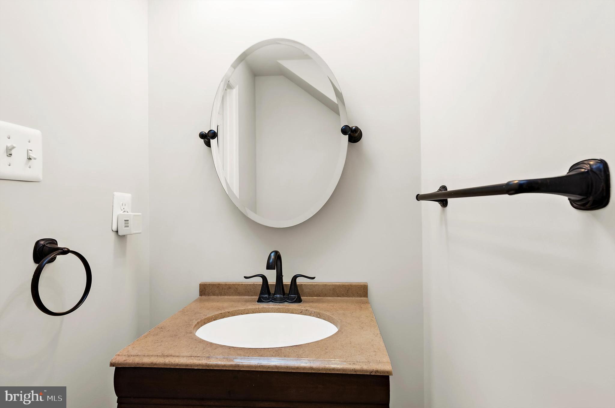 VILLAGE GREENS - Residential